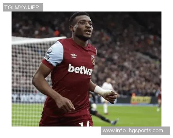 库杜斯在对阵利兹联时六次过人全成功成为2024年英超新星