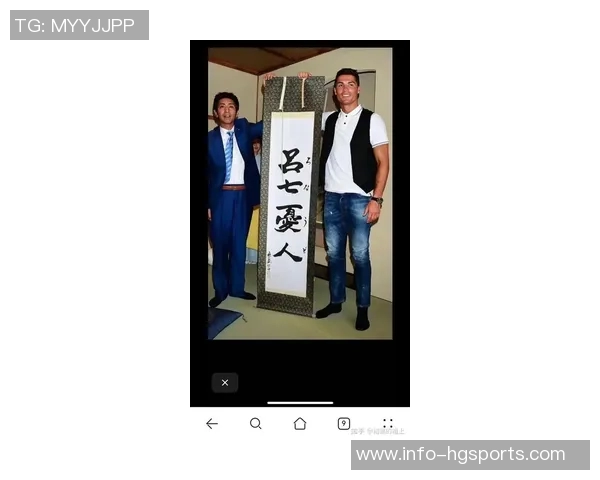 四十岁C罗社交媒体分享新照依旧帅气时尚引人注目