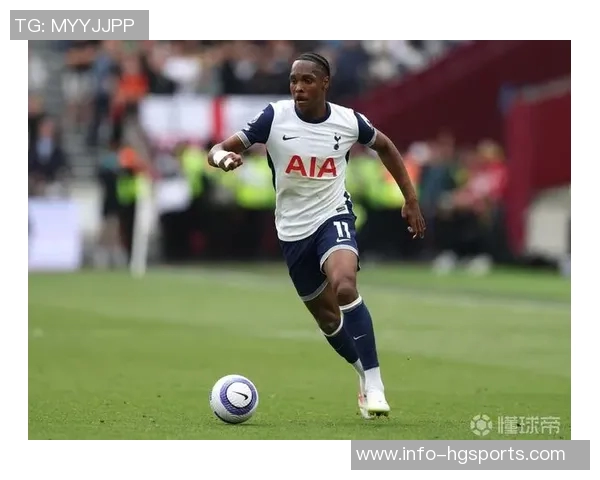 法尔克透露拜仁关注南美新星拉扬和索萨两名19岁球员 法尔克透露拜仁关注南美新星拉扬和索萨两名19岁球员